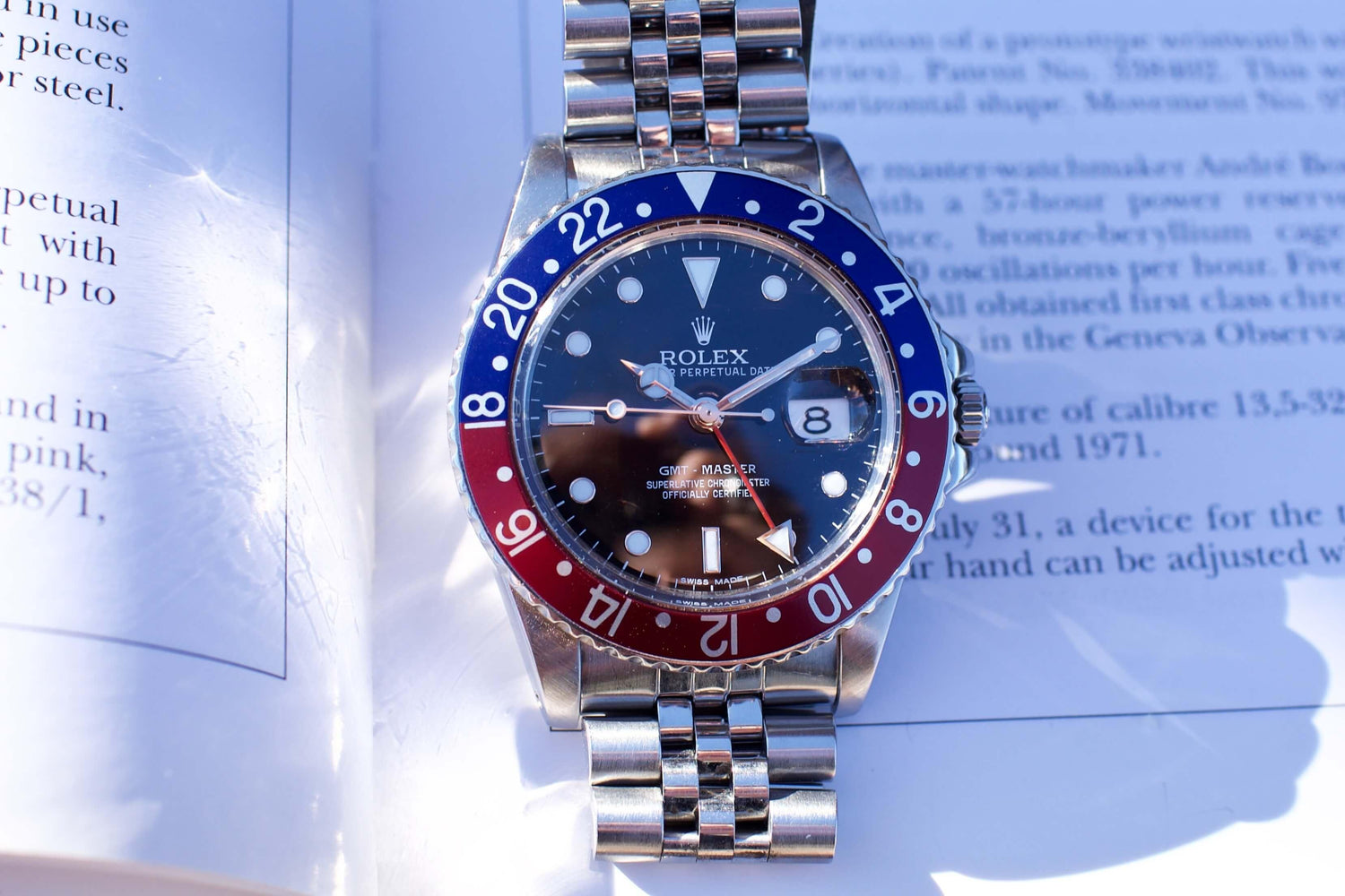 SOLDOUT: Rolex GMT 16750 Pepsi Blue Red Glossy 1982 - WearingTime Luxury Watches